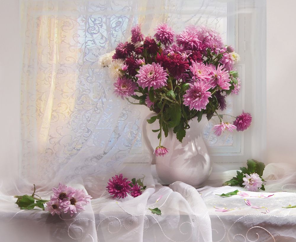 ...душа в прозрачности осенней