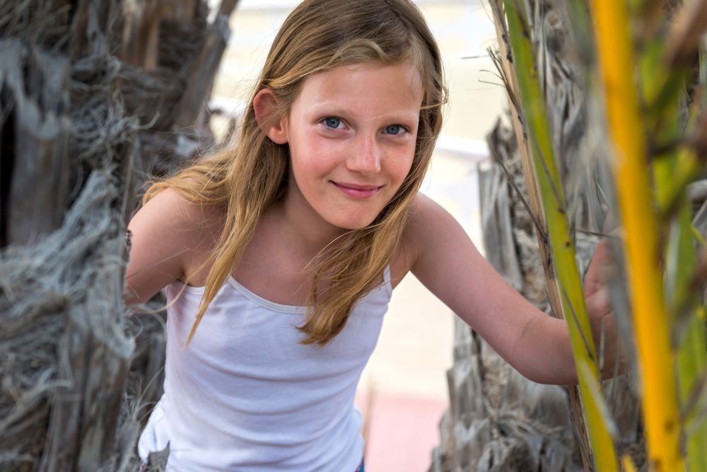 Среди пальм.