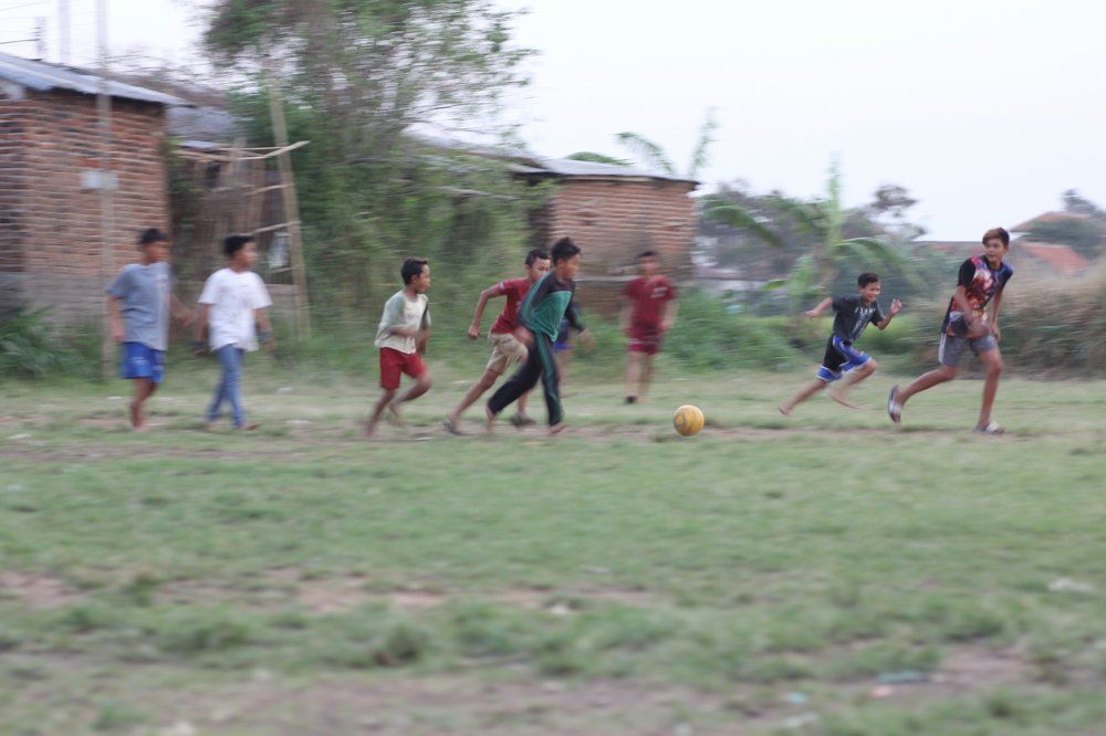 Sepak bola anak desa sindang reret