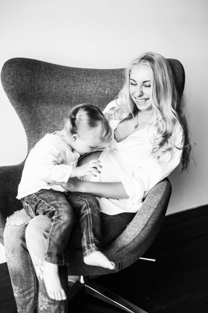 Братик в животике