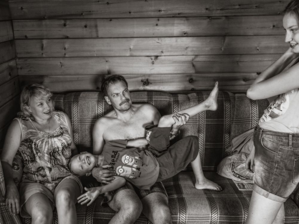 Суровый отец