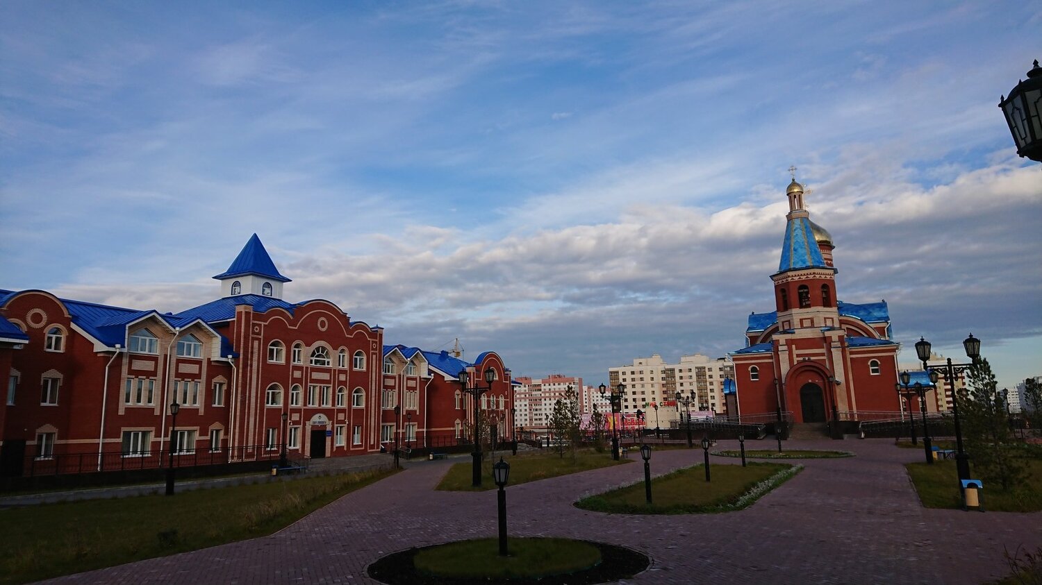 Храм