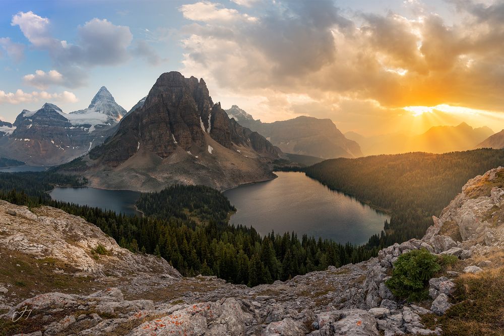 ЗАКАТ НА АССИНИБОЙНЕ