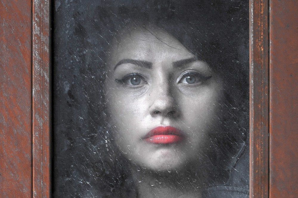 По ту сторону