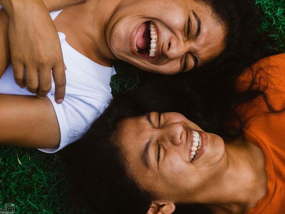 Felicidad entre hermanas