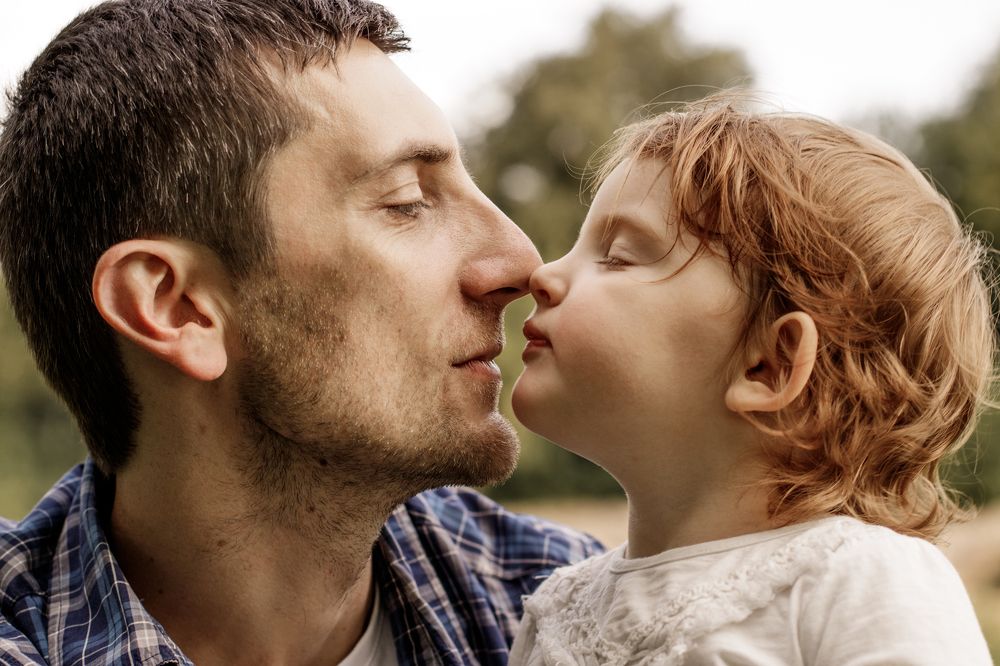 нос к носику