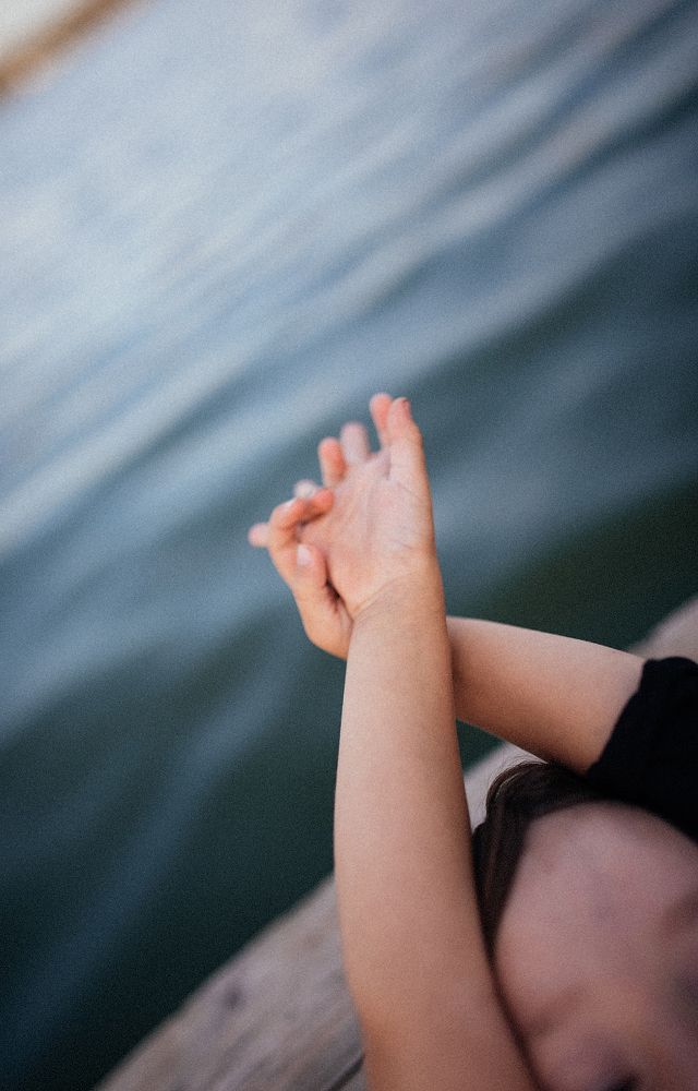 ...лету конец