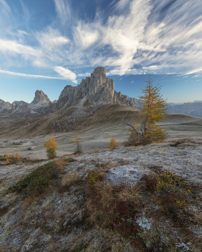 Freezing sunrise. Passo Giau.