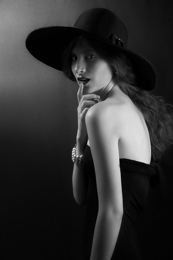 Retrato de chica astuta