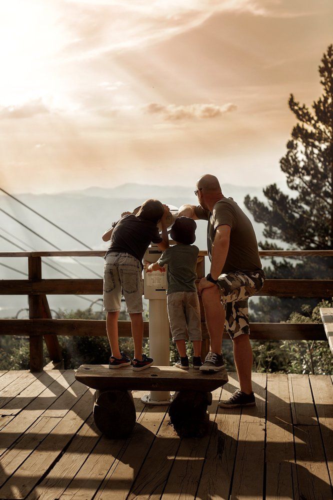 Весь мир впереди...