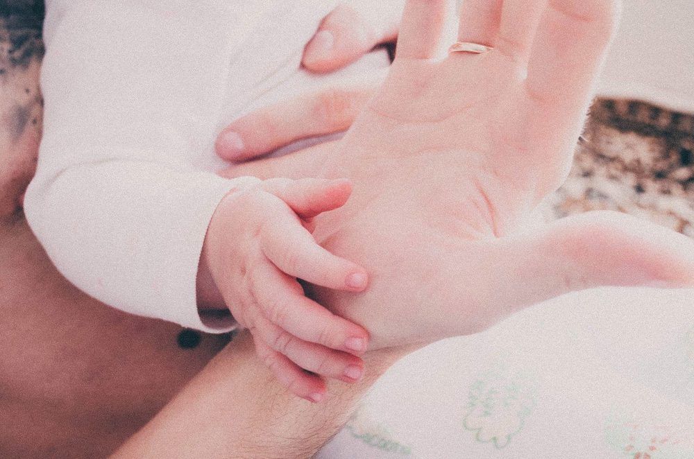 держи мою руку