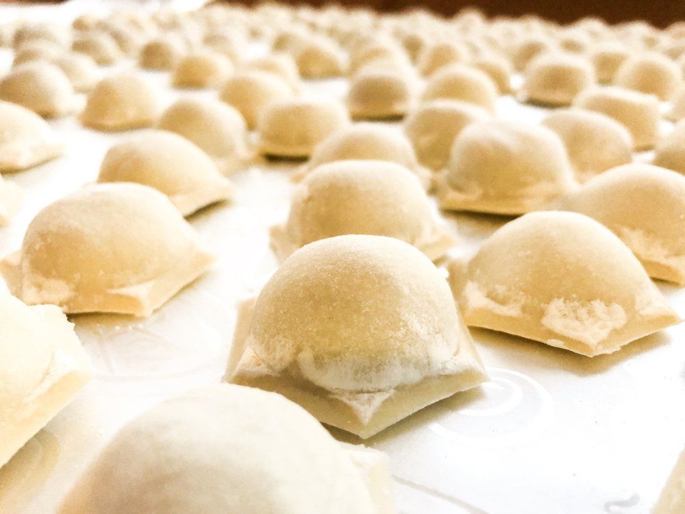 300 маленьких пельмешей...