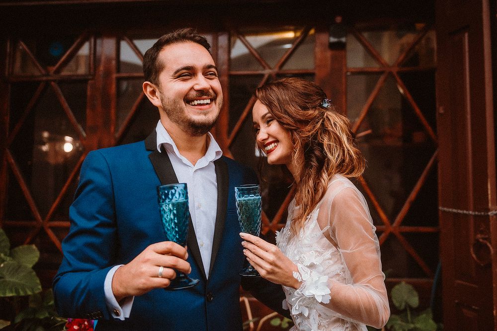 Счастливые