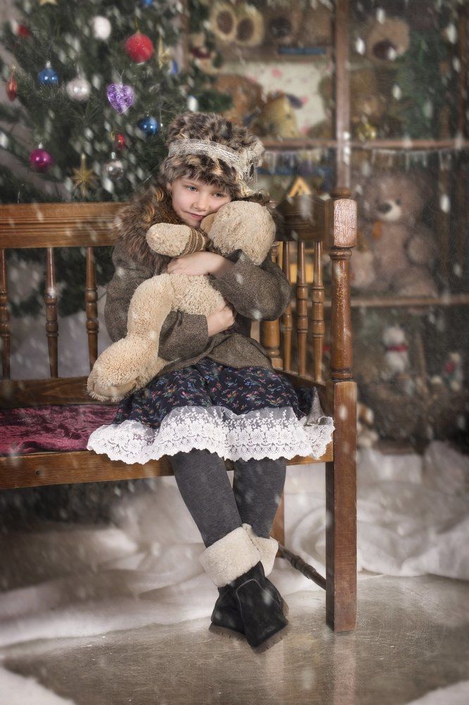 девочка с мишкой