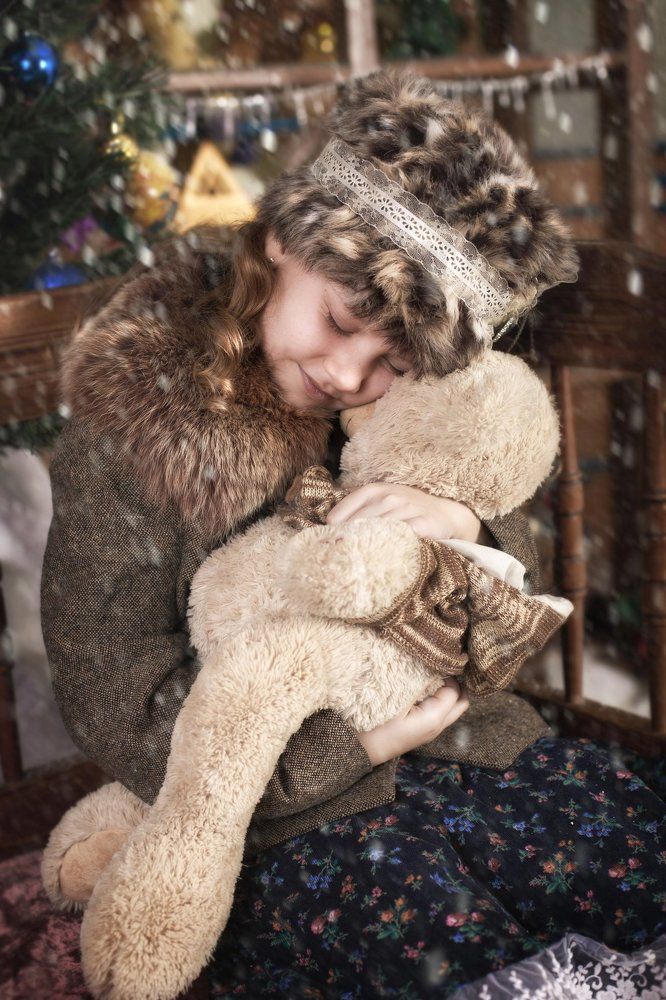 девочка с мишкой