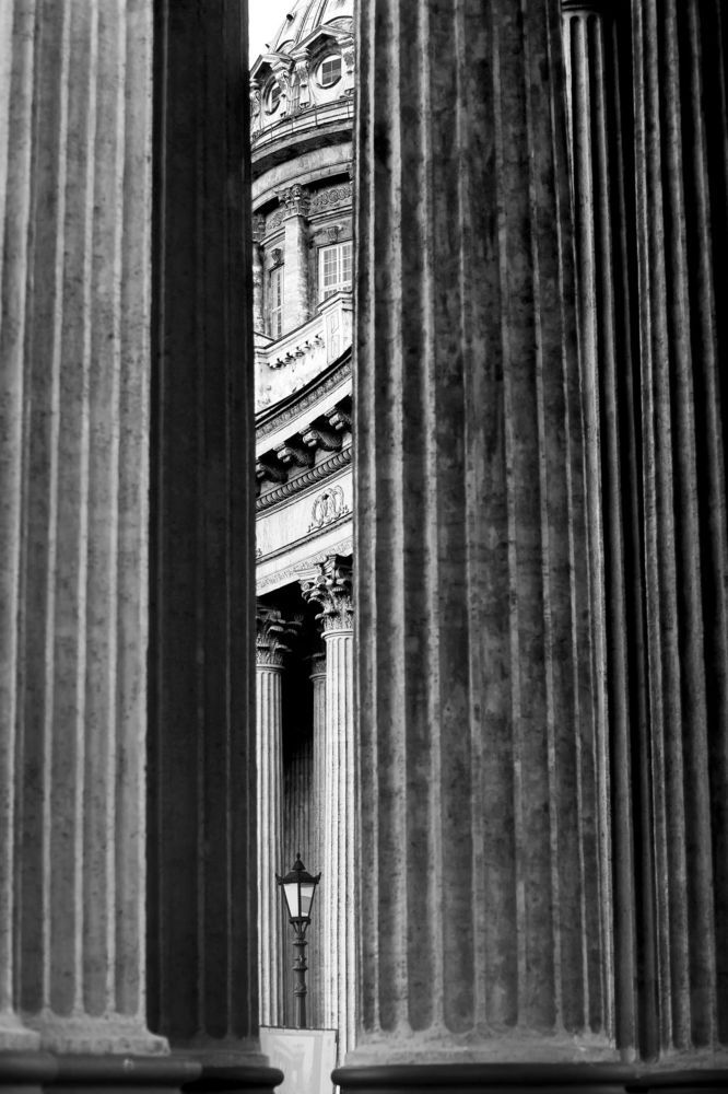 Он не выбирал, его поставили