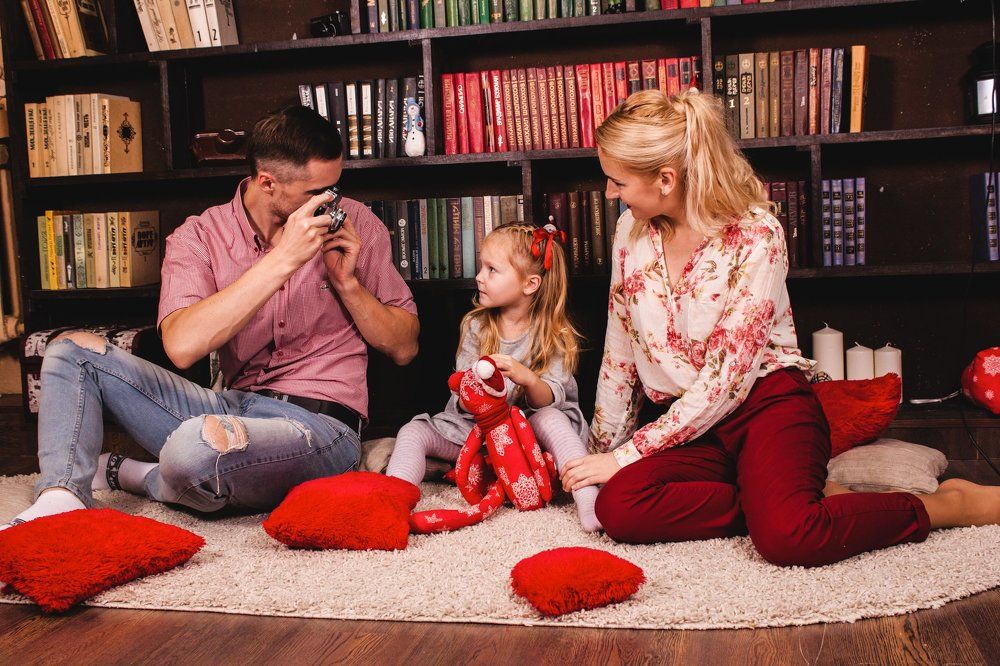 Улыбочку - вас снимают!)