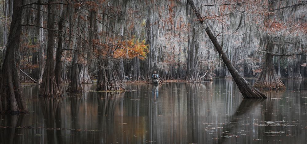 Реальный фотограф в нереальном пейзаже