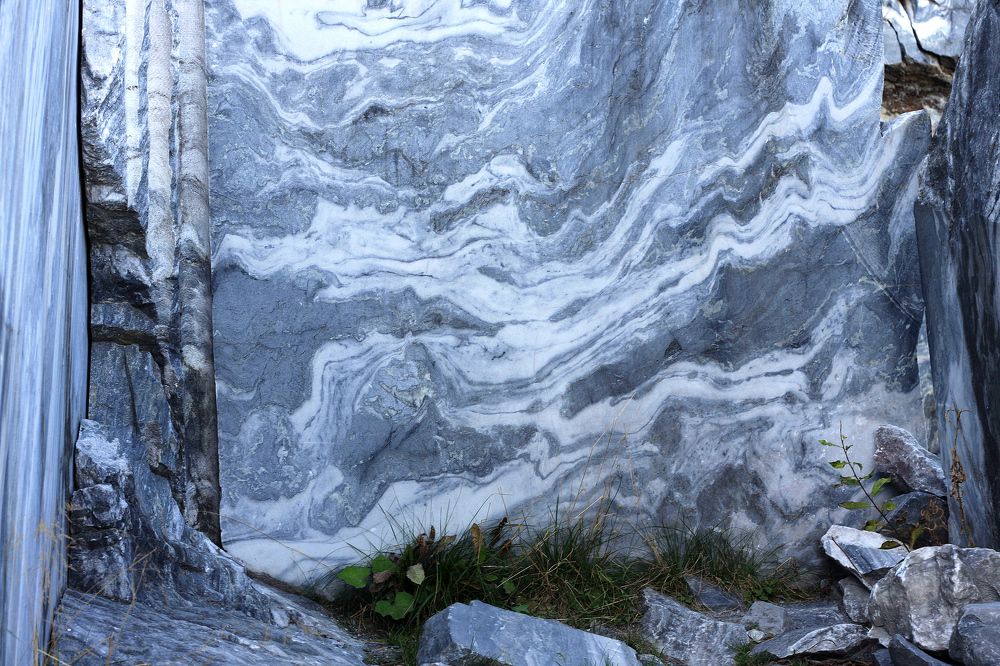 Картина камня