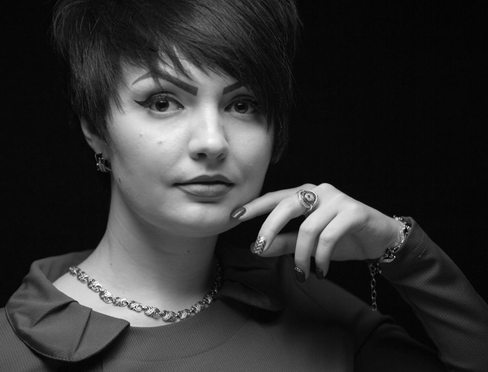 портрет девушки