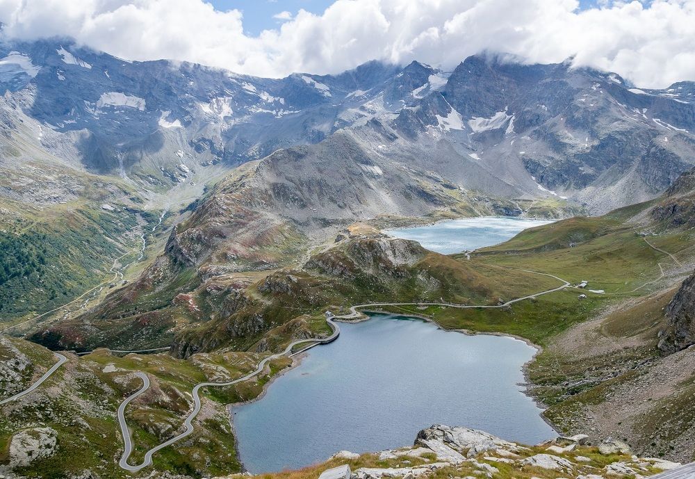 Фотография автора Андрей Симонов