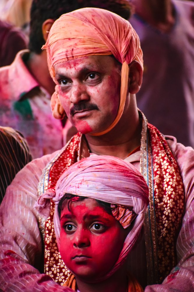 Fear of losing in a crowd of sons