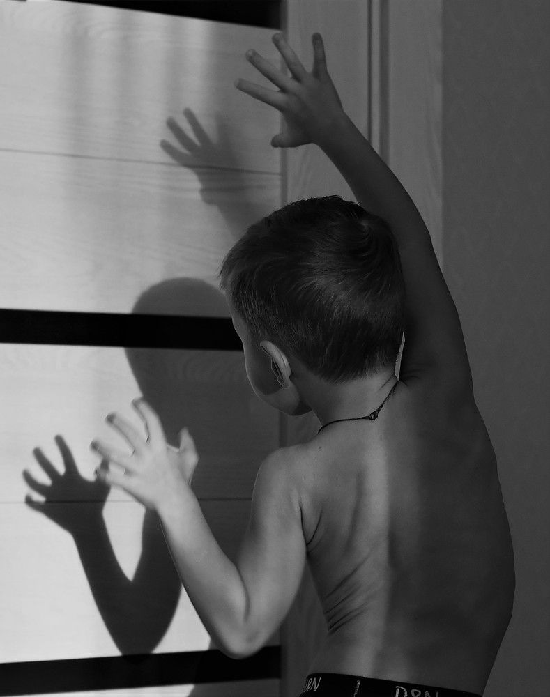 Игра с тенью.