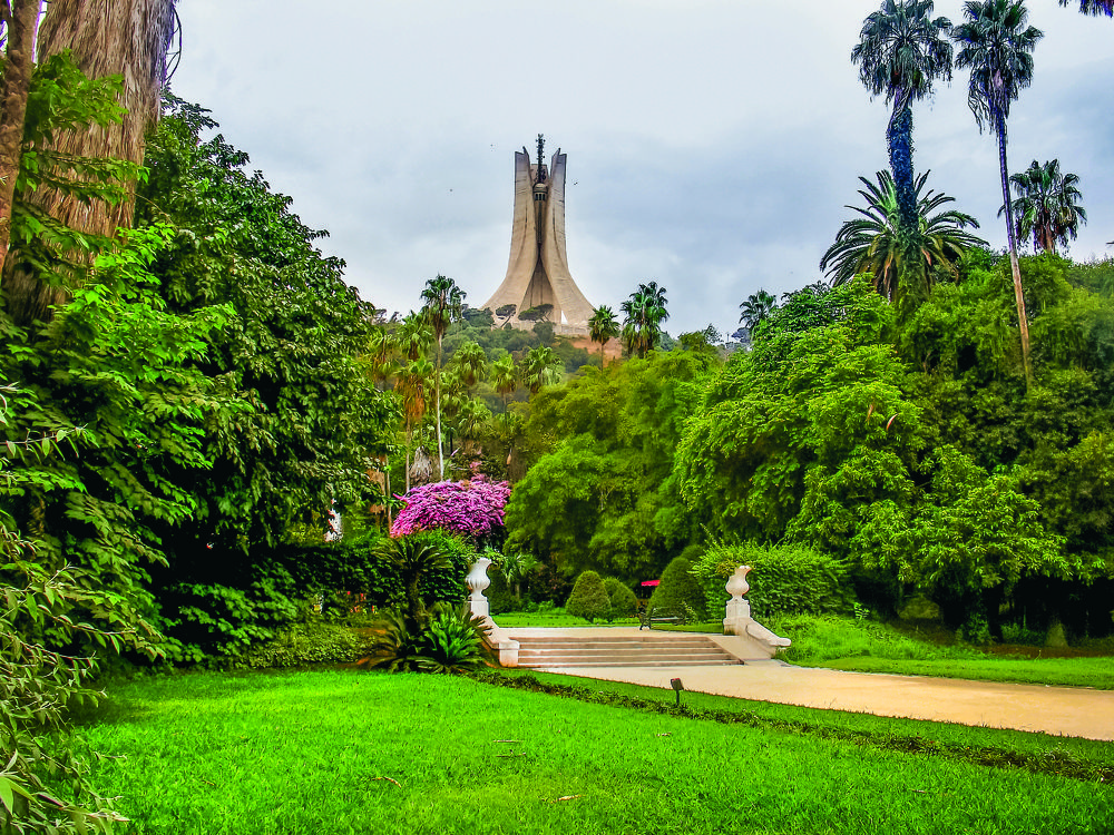 A cloudy day in Algiers -Hamma garden-
