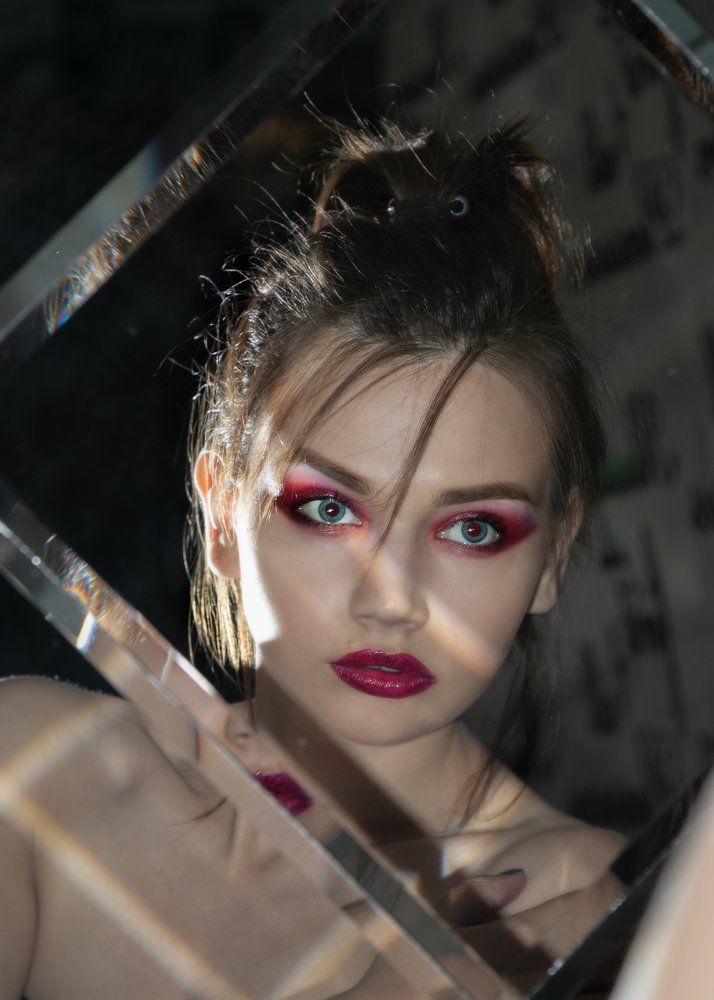 Зеркало сомнений и познания.