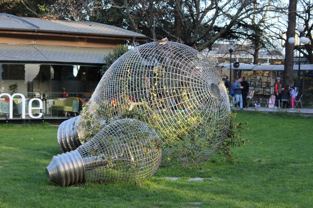 Да будет свет во всем свете.