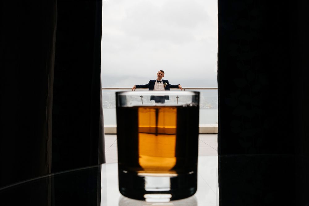 Жених в бокале