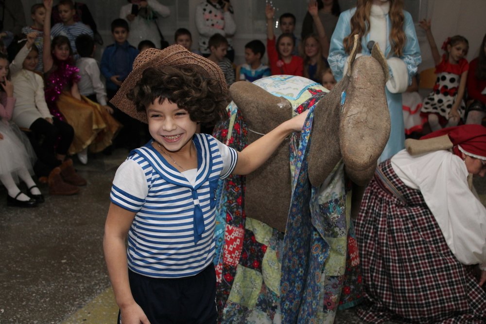 Лошадка из валенков)