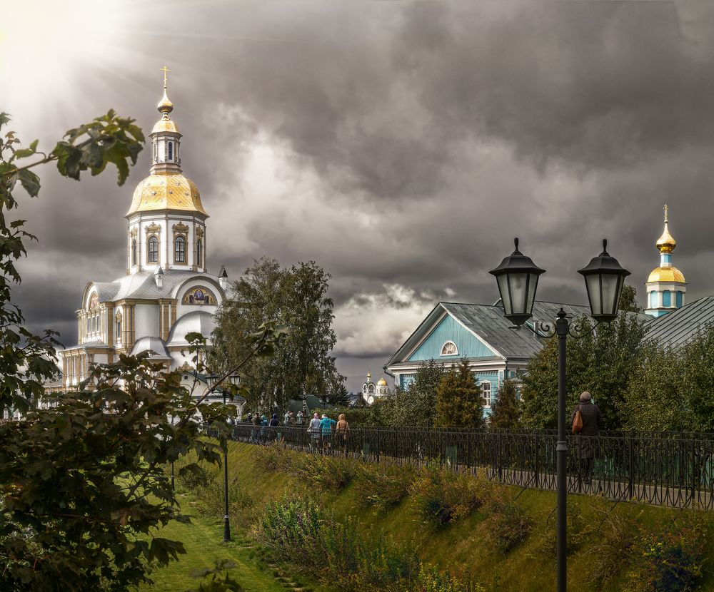 Merry Christmas, brothers and sisters