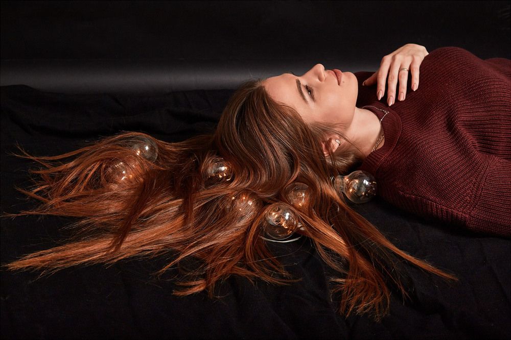 Гирлянда в волосах