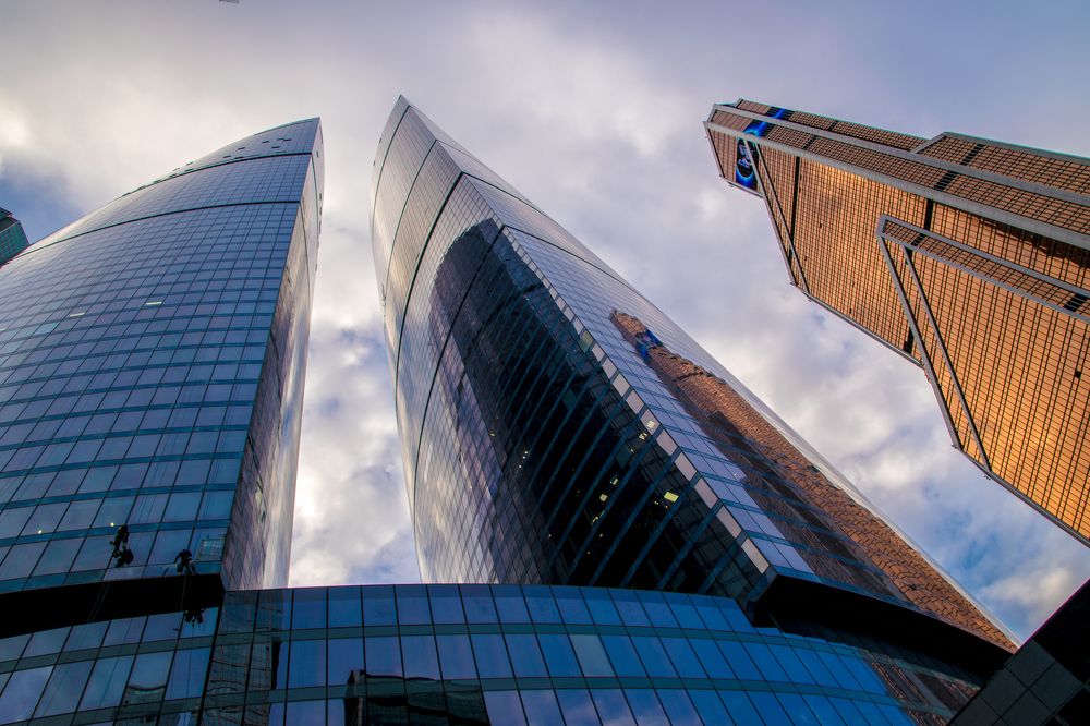 Титаны большого города