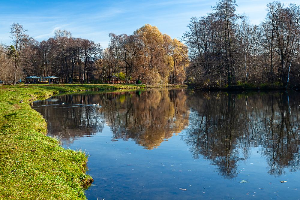 Зеркальная гладь