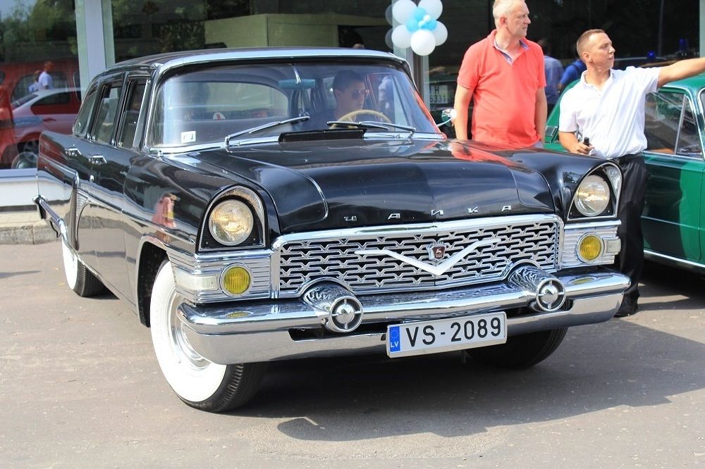 Автомобиль «Чайка»