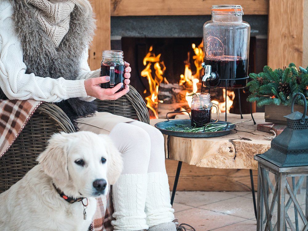 Глинтвейн у камина