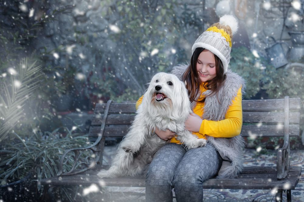 Девочка и верный друг