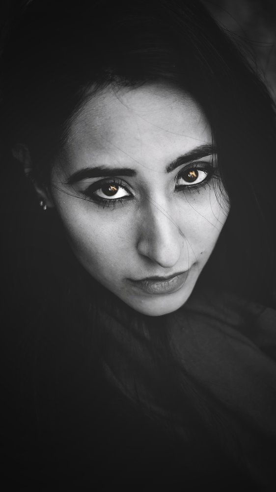 I hold sun in my eyes