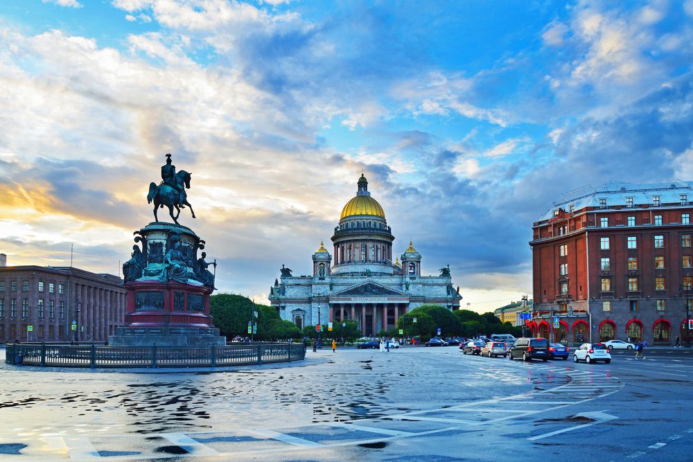 Исакий после дождя на закате