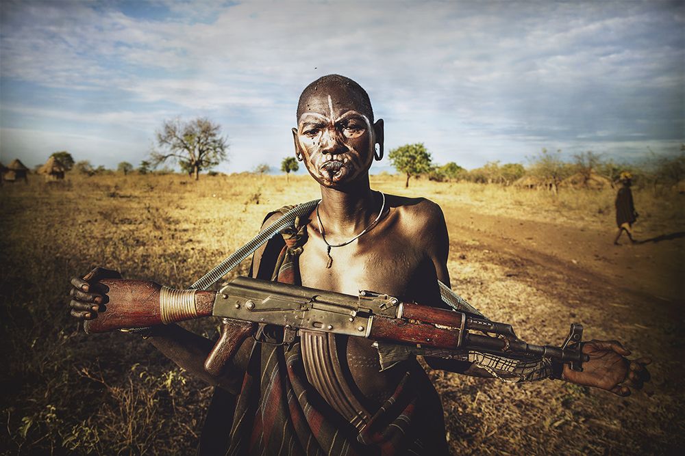 Woman from Mursi tribe