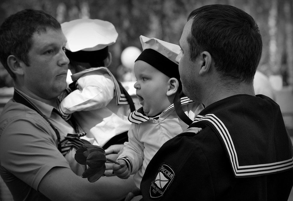 А матросам спать пора