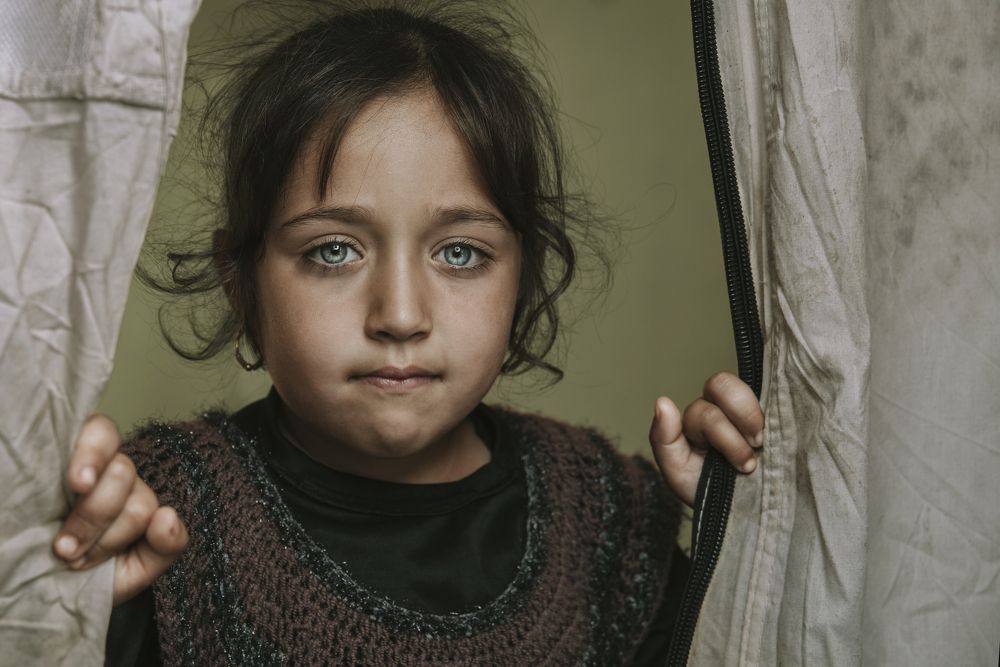 The displaced girl