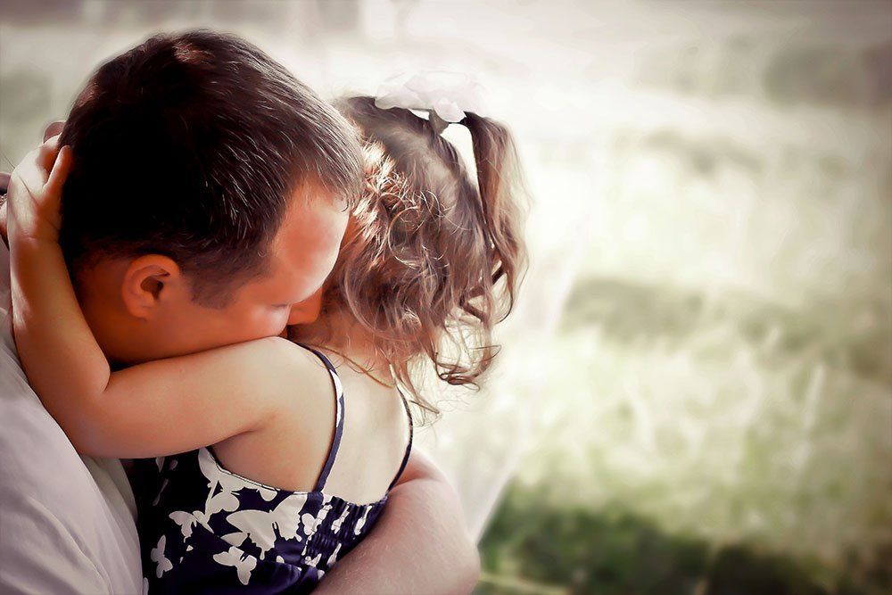 Папины объятья