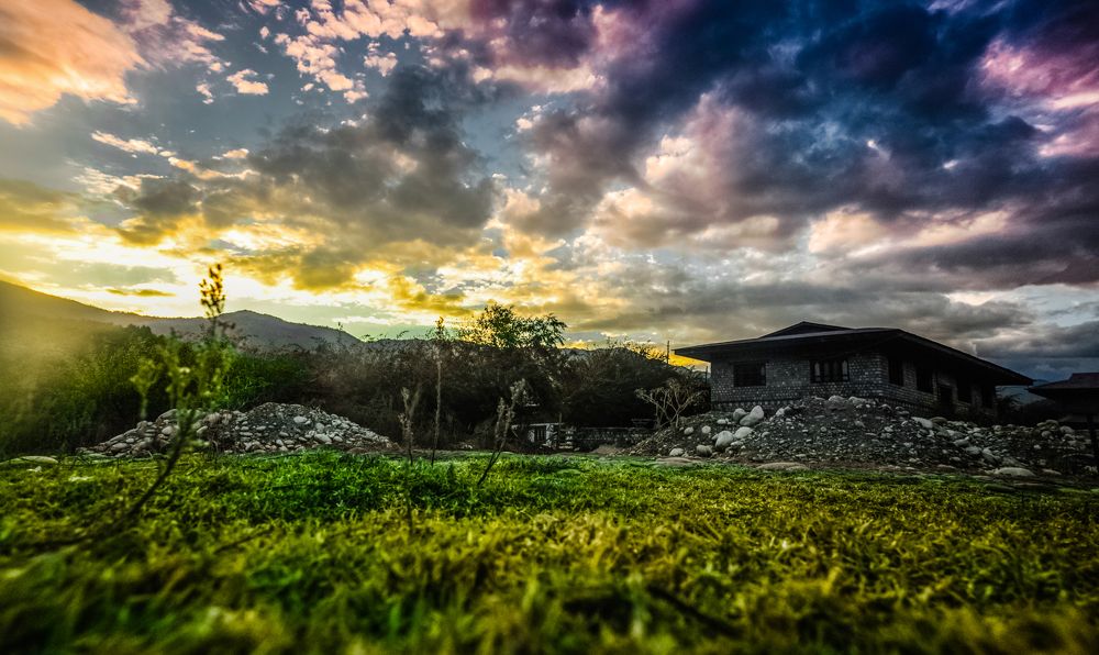 ||The Poetry Of Earth Is Never Dead||