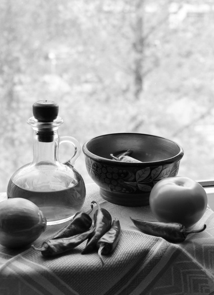 Чёрно-белый натюрморт