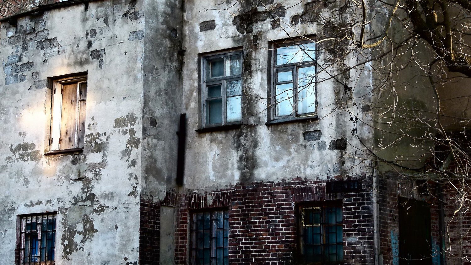 HOUSE FROM THE PAST - ДОМ из ПРОШЛОГО