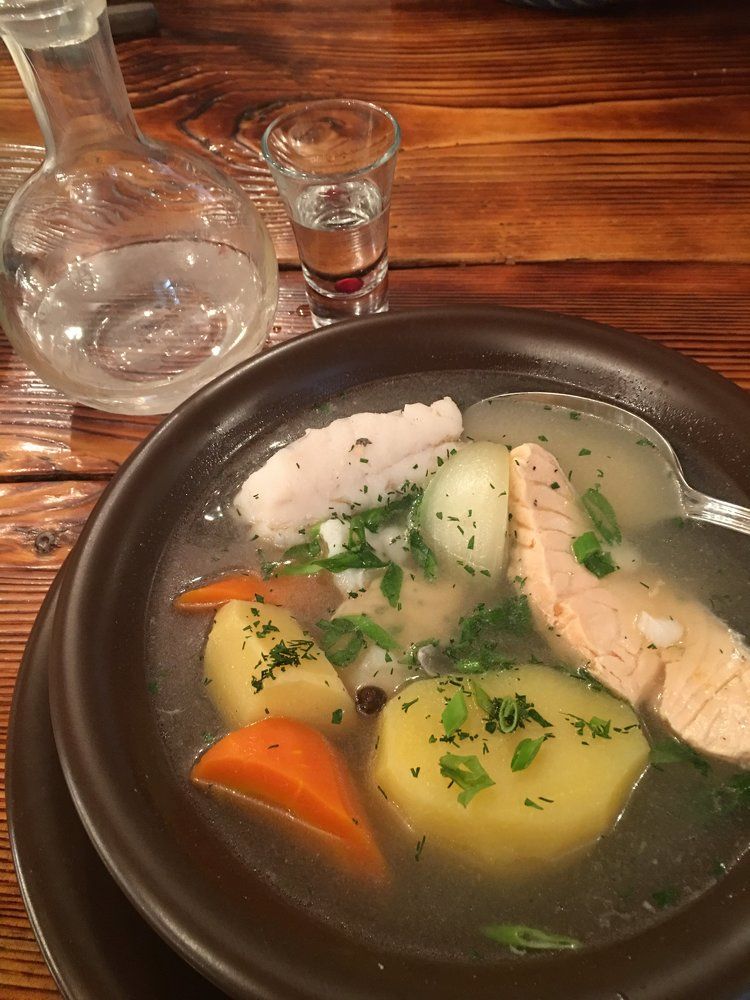 уха из трех сортов рыбы