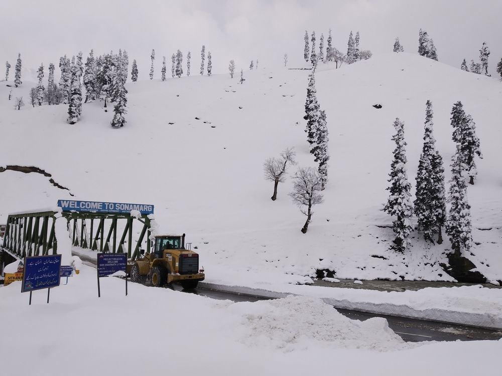 seasons first snow fall at faumous tourist place Sonamrg in India on 19 nov 2018.